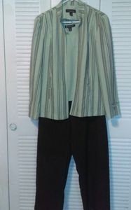 Perceptions New York three piece pant set